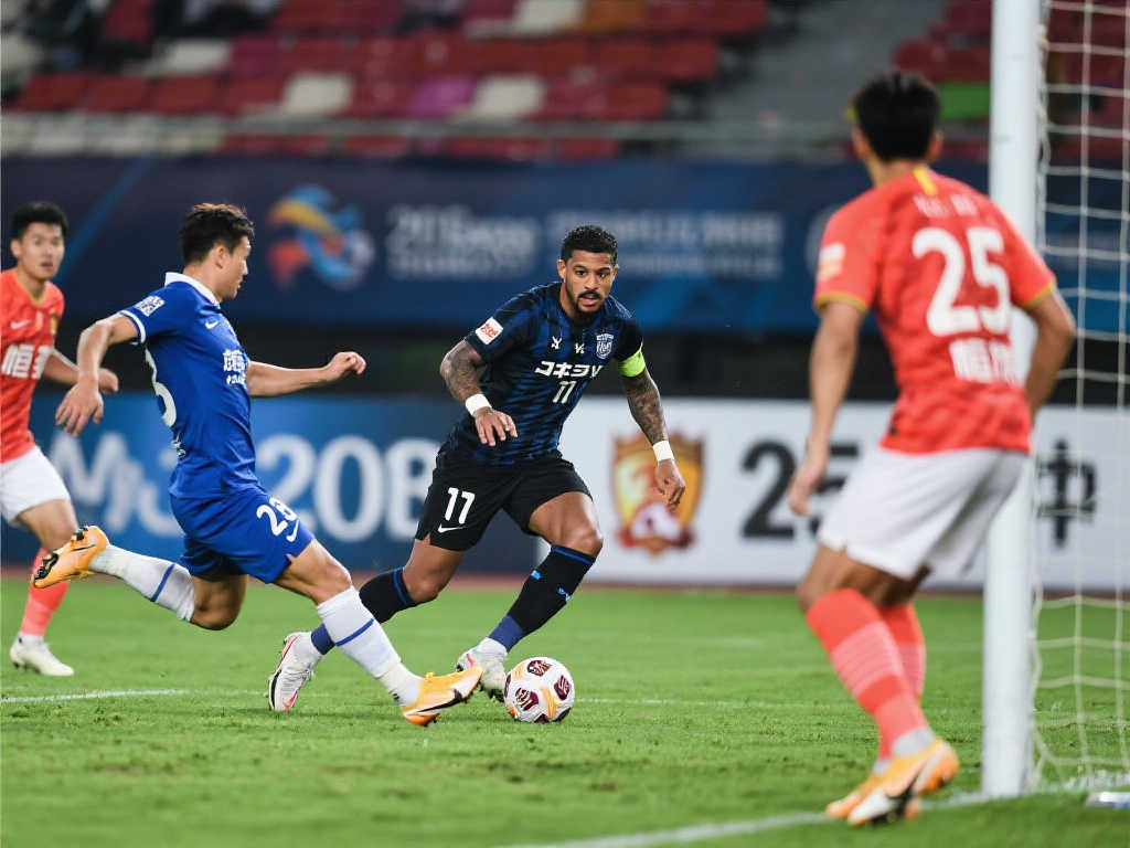 黎球员的个 黎球员的个